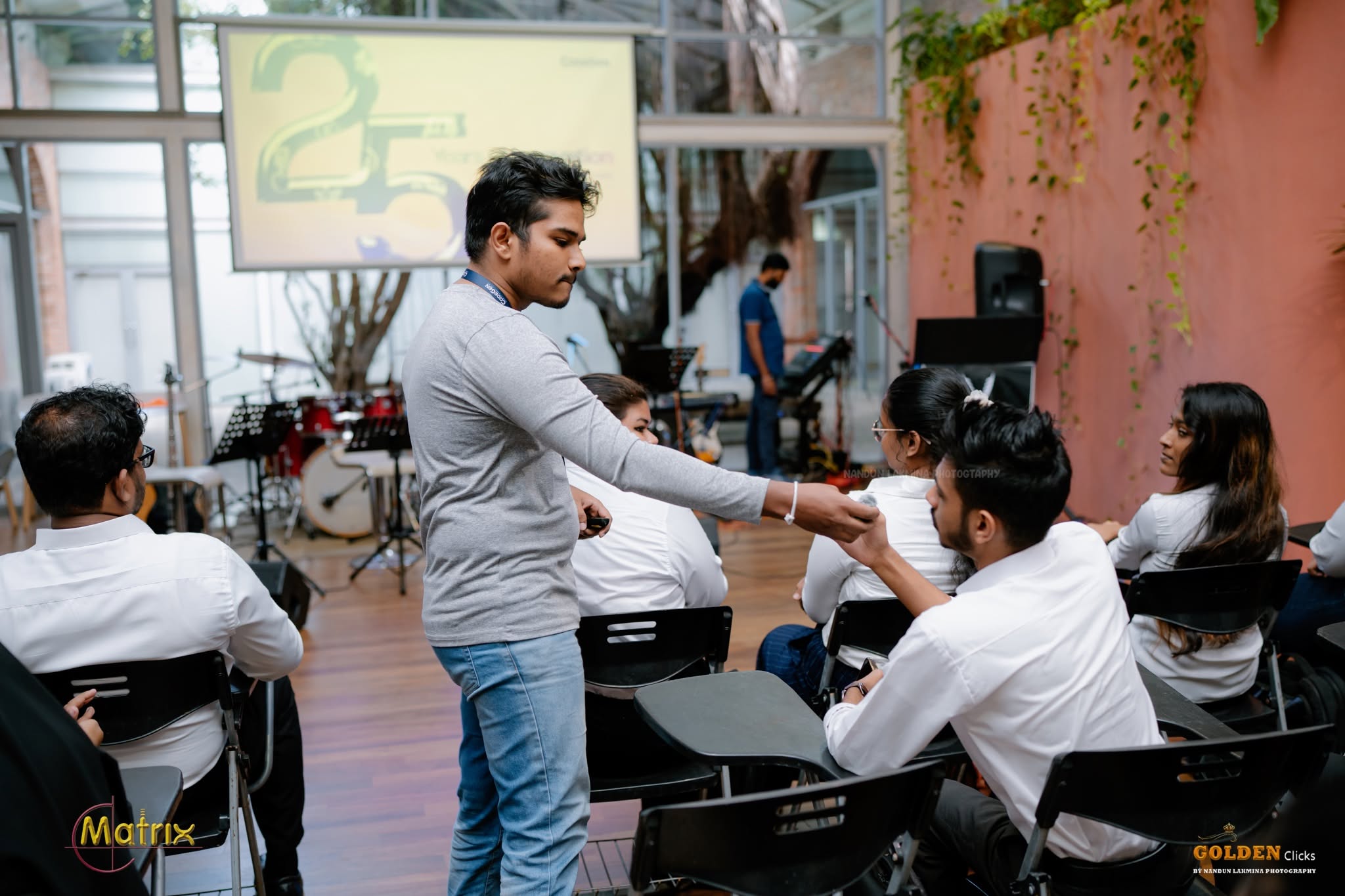 Matrix IIT students on an industry visit with a leading Sri Lankan tech firm